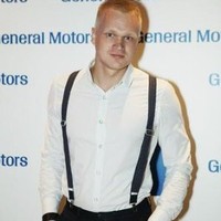 Юрий Петров