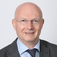 Manfred Grübel
