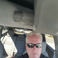Dennis Faulkner
