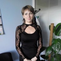 Анна Литвинова
