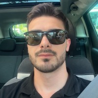 Şahan Çelenk