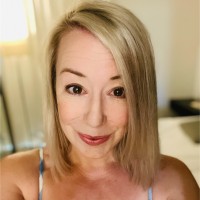 Melanie Crowe