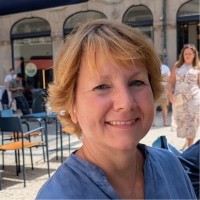 Esther Baylé