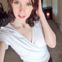 Melly Monata