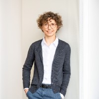 Dr. Daria Khromenkova