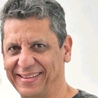 Carlos Roberto H. De Oliveira