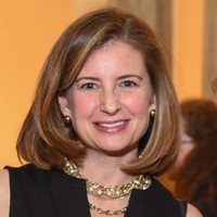Kirsten Mackenzie