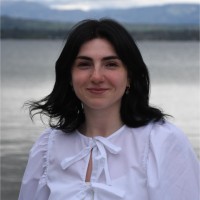 Irmak Akcebe