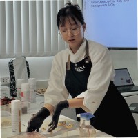 Ngoc Bao Uyen Van