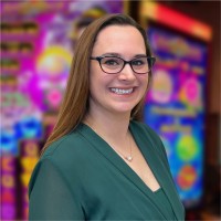 Lindsey Woelk