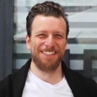 Kivanc Bayraktaroglu