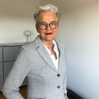 Stephanie Uhlig