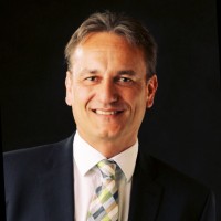 Dr. Robert Eberhardt