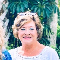 Elizabeth Holt