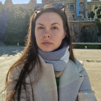 Veronica Crusoveanu