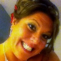 Lisa DeNault