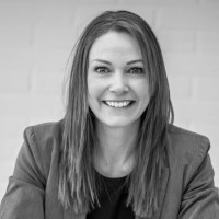 Sandra V. Sørensen