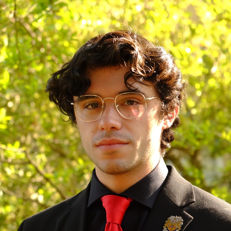 Isaac León