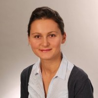 Andrea Simoes