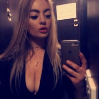 Em Roberts