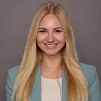 Laura Farniok