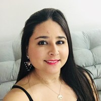 Aline Carvalho