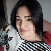 DAMARIS  BRIONES EJECUTIVA