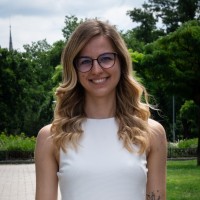 Dóra Németh