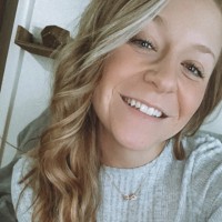 Ashley Minelli