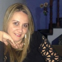 Elaine Andrade