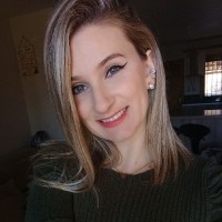 Mirela Thais Schimanco
