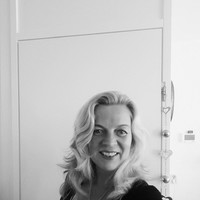 Anita Wierenga