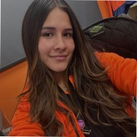 Leandra Awstnie León Mendoza