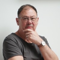 Kevin Holmes