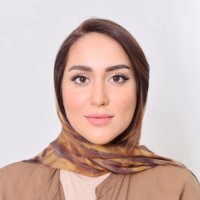 Amna Almezaal, Cams