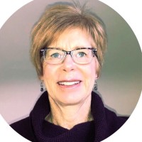 Lynda Peto