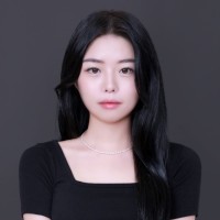 Susan Lee