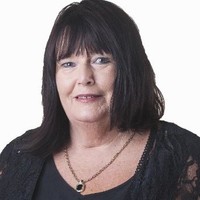 Donna henger