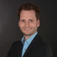 Dr. Stefan Niehörster
