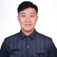 Max L.
