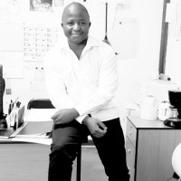 Sello Kolisang