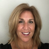Trish Kiely, Rn