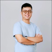 Khue Le