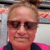 Angela Tuhakaraina