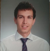 Özgür ÖZ