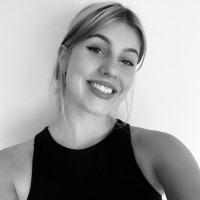 Julia Evelyn