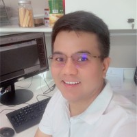 Leo Flores