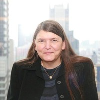 Tracey Edwards
