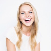 Corina Carr