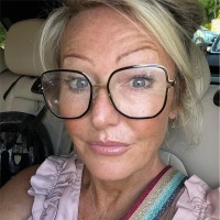 Lesley Ann Keith